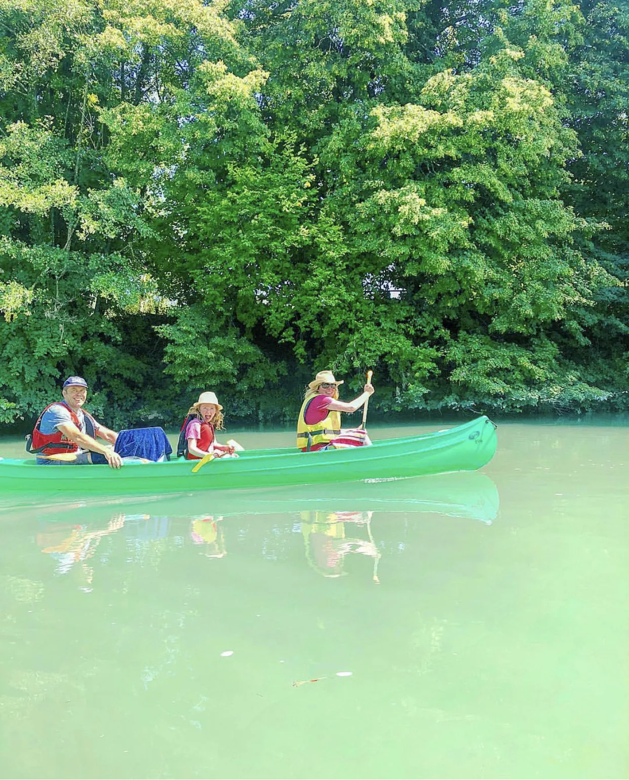 Annecy-Genève-Geneve-Lyon-Bugey-Bugeysud-Ain-France-gites-gite-gîtes-gîte-les gites de sarah et Claude-pet-pet friendly-dog-cat-zen-nature-guest house-vacances-vacance-grand colombier-Le grand colombier-lesgitesdesarahetclaude