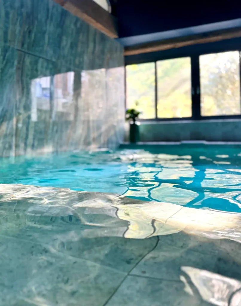 Piscine intérieure